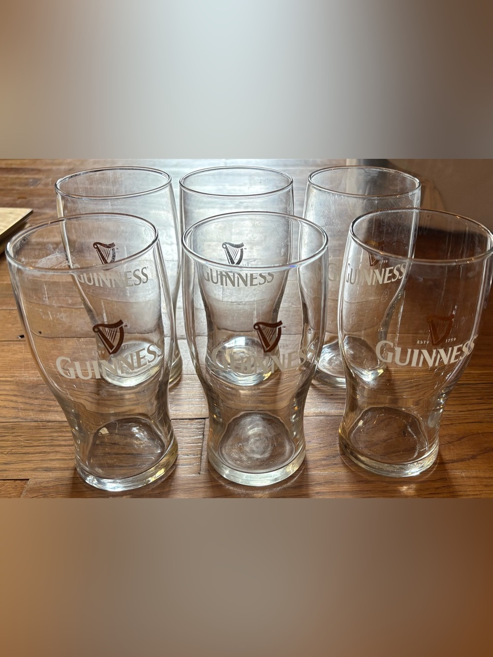 Guinness Logo Tulip Shaped 20 Oz Pint Glass Set Clear, Set of 6